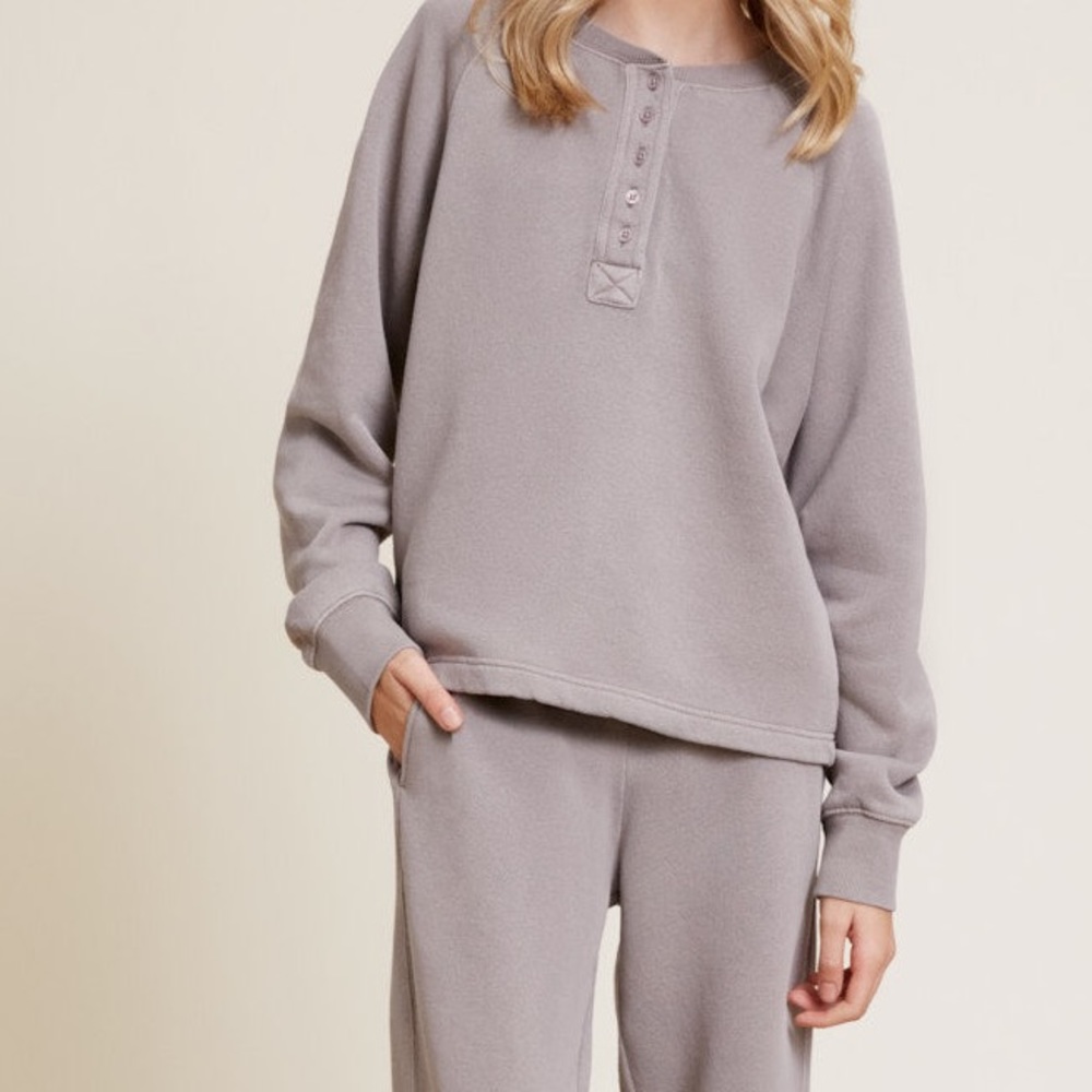 NWT Barefoot Dreams Pullover